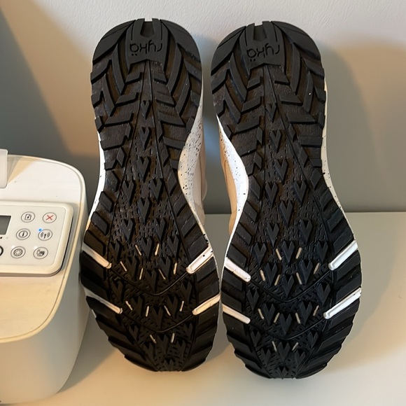 Ryka Kara Women’s Athletic Shoes - Picture 5 of 5